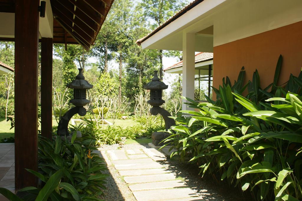 וואיאנאד The Windflower Resort & Spa, Vythiri מראה חיצוני תמונה