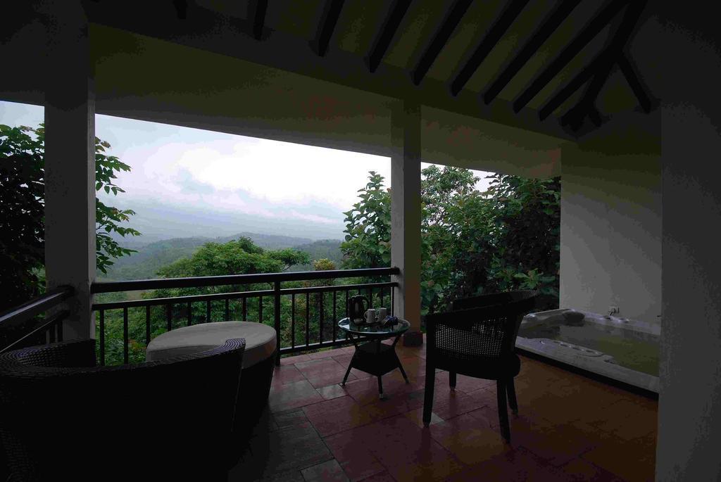 וואיאנאד The Windflower Resort & Spa, Vythiri מראה חיצוני תמונה